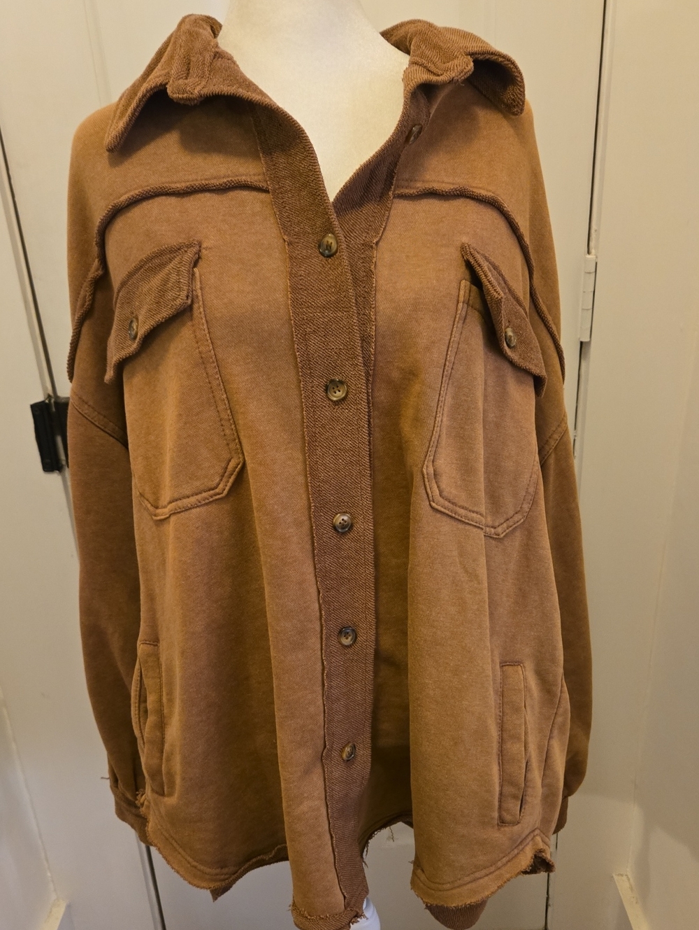 POL Oversized Shacket With Raw Hem, Button Front, Pockets Size M